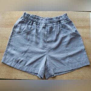 Simply Vera Vera Wang Light Grayish Lavender High-Waist Elastic Shorts - Size M